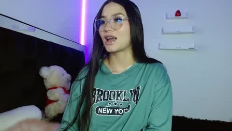 Snapshot of fysste_ chatting on March 2025 07:54:02 PM Victoria online show from March 2025 07:54:02 PM