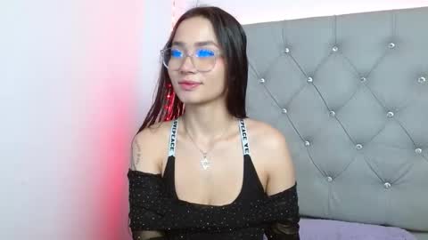 Snapshot of fysste_ chatting on December 2025 12:10:01 PM Victoria online show from December 2025 12:10:01 PM