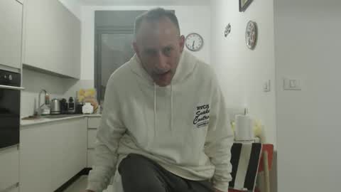 Snapshot of g10303 chatting on March 2026 04:36:01 AM g103031910303 online show from March 2026 04:36:01 AM