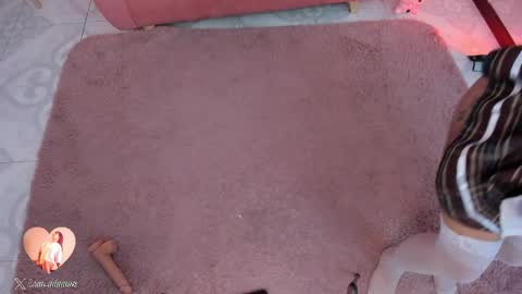 Sofia online show from April 2026 12:09:02 PM