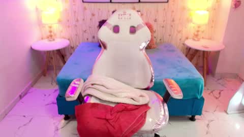 gabby_evanns online show from March 2025 03:13:02 PM