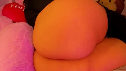 Snapshot of gabby_haze chatting on March 2026 04:25:02 AM G A B R I E L A online show from March 2026 04:25:02 AM