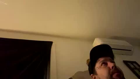 Snapshot of gabethier25 chatting on January 2026 06:07:02 AM yeeah online show from January 2026 06:07:02 AM