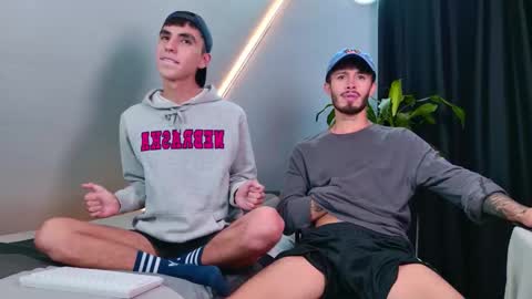 gabriel_and_geronimo online show from November 2025 09:29:02 PM