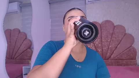 Snapshot of gabriela_leone chatting on June 2026 07:11:01 PM gabriela online show from June 2026 07:11:01 PM