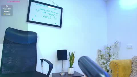 Snapshot of gabriela_meow chatting on May 2026 12:43:02 PM Gabby online show from May 2026 12:43:02 PM