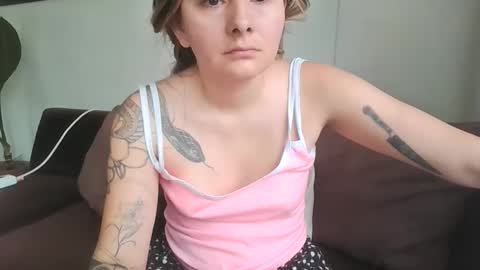 Snapshot of gabriela_miller_2 chatting on May 2026 02:37:01 PM Gabriela Miller online show from May 2026 02:37:01 PM