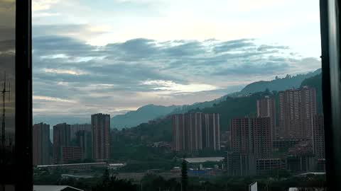 Gabriela salgado online show from October 2025 10:49:01 AM