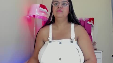 Snapshot of gabrielaa_01 chatting on January 2025 02:56:02 PM Gaby Im on vacation see you on November 25 online show from January 2025 02:56:02 PM