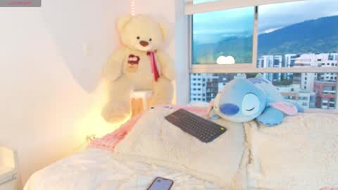   online show from April 2026 10:56:02 PM