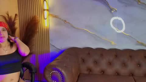 Gabriella online show from November 2025 07:46:02 PM