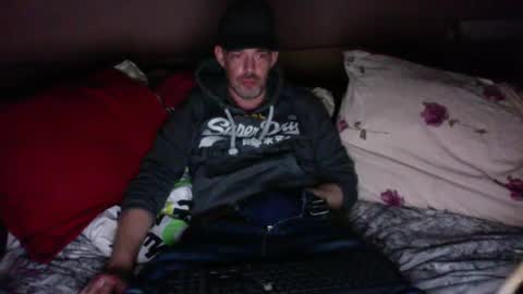 gabssss0802 online show from December 2024 06:27:01 PM