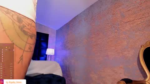 Snapshot of gaby_blaze chatting on February 2025 09:40:01 PM Gaby Blaze online show from February 2025 09:40:01 PM