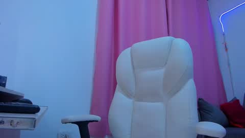 Snapshot of gaby_foox chatting on October 2025 01:53:01 PM gaby online show from October 2025 01:53:01 PM