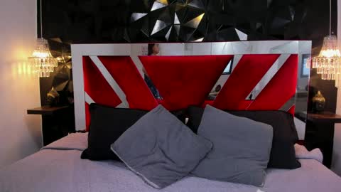 Gaby  online show from April 2026 01:52:01 PM