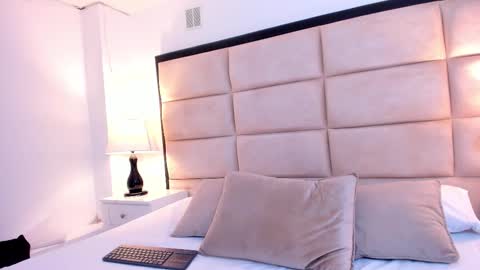 Snapshot of gabymoreau chatting on March 2026 08:26:02 PM gabymoreau online show from March 2026 08:26:02 PM