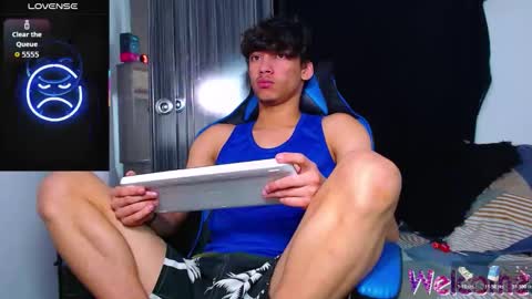 gael_jones online show from December 2025 04:52:01 AM