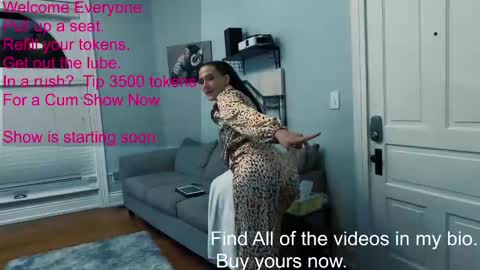 Rhi Connor   online show from February 2025 01:44:01 PM