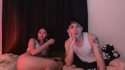 Snapshot of gaia_16 chatting on February 2026 09:16:02 PM Gaia y Clayde online show from February 2026 09:16:02 PM