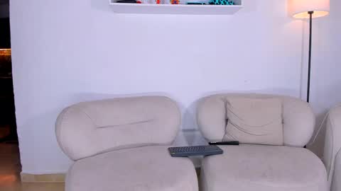 Snapshot of gal_stone_ chatting on May 2026 12:06:02 AM gal_stone_ online show from May 2026 12:06:02 AM