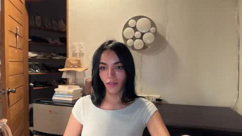 Snapshot of galileii chatting on April 2026 12:03:01 PM galileii online show from April 2026 12:03:01 PM