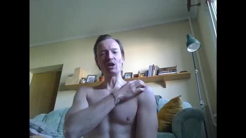 Garfield online show from December 2025 08:56:02 AM