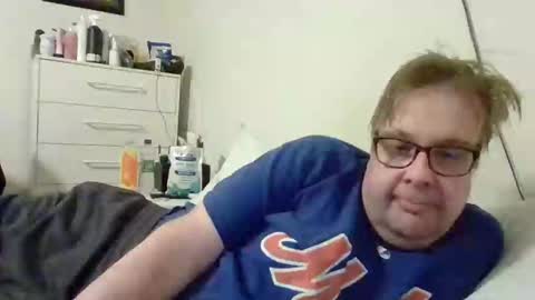 Snapshot of garyg930 chatting on December 2024 05:00:02 AM Gary online show from December 2024 05:00:02 AM