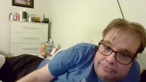 Snapshot of garyg930 chatting on January 2025 02:43:02 AM Gary online show from January 2025 02:43:02 AM