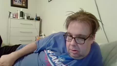 Snapshot of garyg930 chatting on January 2025 09:25:02 PM Gary online show from January 2025 09:25:02 PM