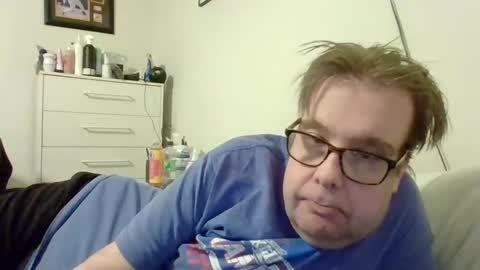 Snapshot of garyg930 chatting on January 2025 12:28:02 AM Gary online show from January 2025 12:28:02 AM