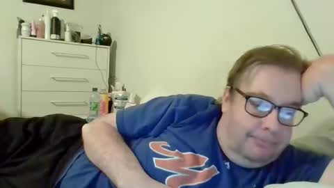 Snapshot of garyg930 chatting on January 2025 03:45:02 AM Gary online show from January 2025 03:45:02 AM