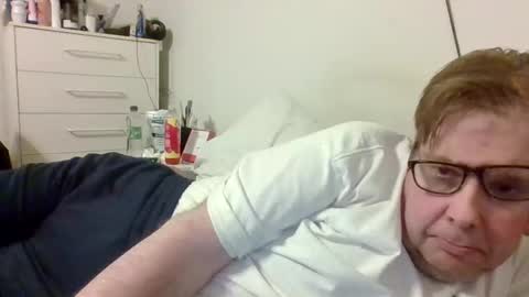 Snapshot of garyg930 chatting on March 2025 12:07:01 AM Gary online show from March 2025 12:07:01 AM