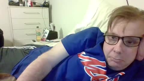 Snapshot of garyg930 chatting on September 2025 02:55:01 AM Gary online show from September 2025 02:55:01 AM