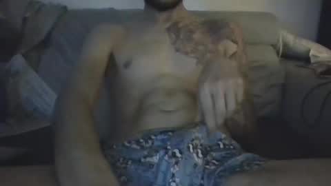 garyreal1990 online show from December 2024 04:40:01 PM