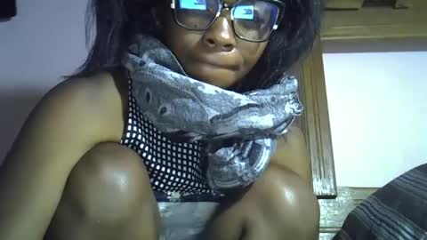 Snapshot of gasielah chatting on January 2025 04:04:02 PM gasielah online show from January 2025 04:04:02 PM