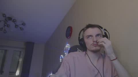 Snapshot of gasturfahe chatting on February 2025 06:44:01 PM gasturfahe online show from February 2025 06:44:01 PM