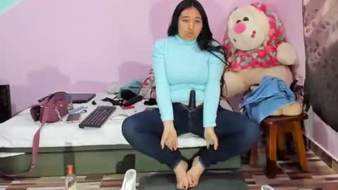 Diana online show from February 2025 03:26:01 PM