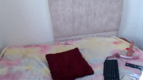 gatita13333321 online show from December 2025 02:34:01 PM