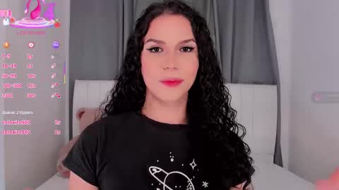 Vnecis Marn online show from December 2025 02:48:01 PM