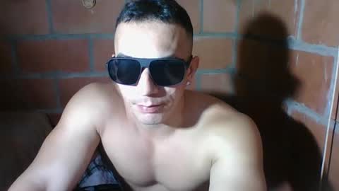 Snapshot of gattitosexy_95 chatting on November 2025 02:47:01 AM gattitosexy_95 online show from November 2025 02:47:01 AM