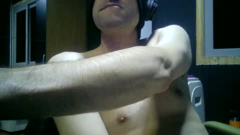 Snapshot of gauchors21 chatting on June 2026 03:04:01 AM gauchors21 online show from June 2026 03:04:01 AM