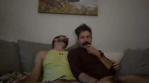 Snapshot of gavintaylor chatting on October 2025 10:51:02 PM gavintaylor online show from October 2025 10:51:02 PM