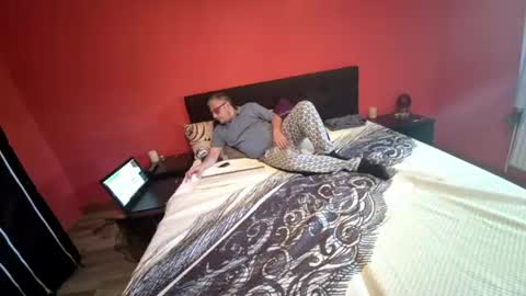 gaydennis1984 online show from July 2026 01:58:02 PM