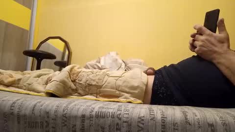 Snapshot of gazdadoka chatting on February 2025 04:37:01 AM gazdadjoka online show from February 2025 04:37:01 AM