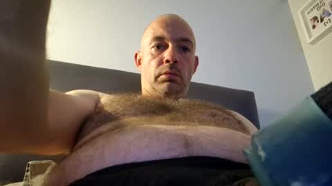 Snapshot of gazg1984 chatting on June 2026 09:05:02 PM gazg1984 online show from June 2026 09:05:02 PM