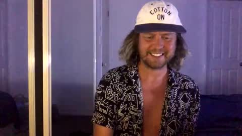 gcsurfer81 online show from December 2025 09:07:01 AM