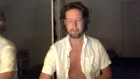 Snapshot of gcsurfer81 chatting on May 2026 07:14:01 AM gcsurfer81 online show from May 2026 07:14:01 AM