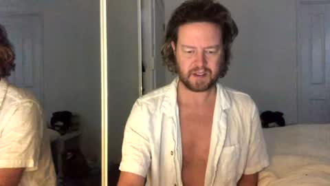 Snapshot of gcsurfer81 chatting on June 2026 01:17:02 AM gcsurfer81 online show from June 2026 01:17:02 AM