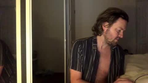 Snapshot of gcsurfer81 chatting on June 2026 06:41:01 AM gcsurfer81 online show from June 2026 06:41:01 AM