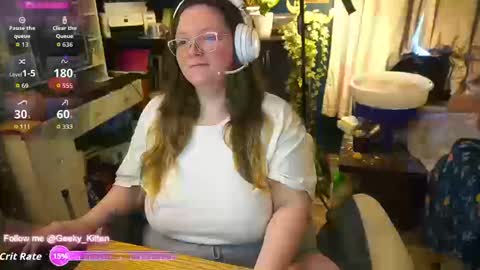 Snapshot of geeky_kitten chatting on September 2025 02:39:02 PM Geeky Kitten Leina -  online show from September 2025 02:39:02 PM